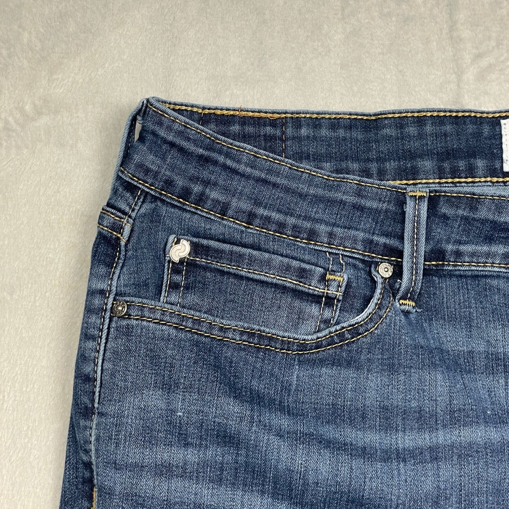 Denizen Levi's Bootcut Jeans Womens 16M 33x32 Blue Mid Rise Distressed - Picture 3 of 14
